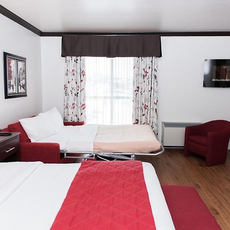Hotel Le Floral Шербрук Экстерьер фото