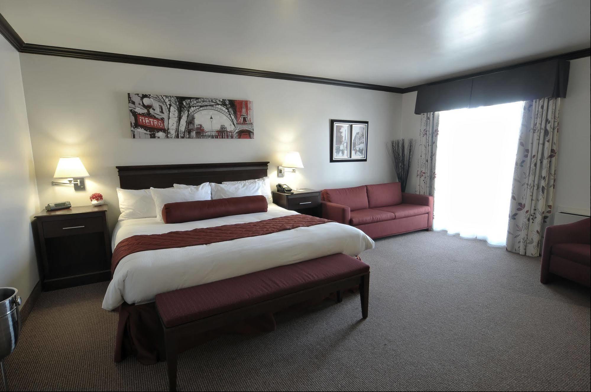 Hotel Le Floral Шербрук Экстерьер фото